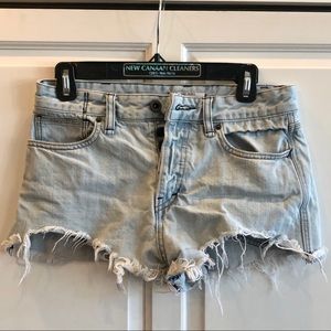 Free People Light Denim Jean Shorts (26)